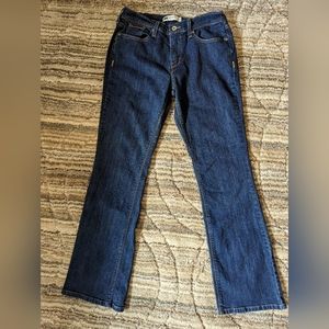 Levi's 515 Size 8 Bootcut with Back Button Pockets Woman's